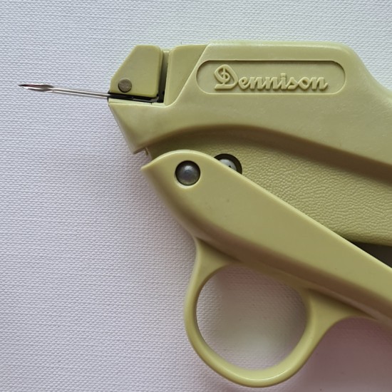 Пистолет тип ножица за етикети Avery Dennison Mark III Standard Пистолет тип ножица за етикети Avery Dennison Mark III Standard
