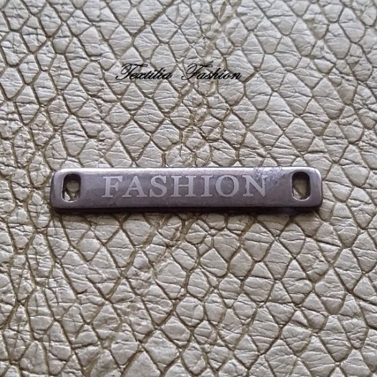 Метална плочка FASHION Размери: 28x4mm Метална плочка FASHION Размери: 28x4mm