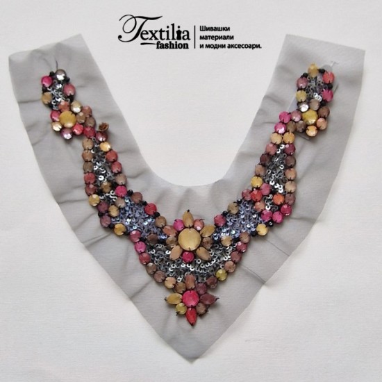Деколте за дамска конфекция 28cm X 24cm Деколте за дамска конфекция 28cm X 24cm