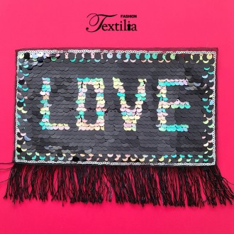 Апликация за пришиване LOVE 23,5cm X 18cm Апликация за пришиване LOVE 23,5cm X 18cm