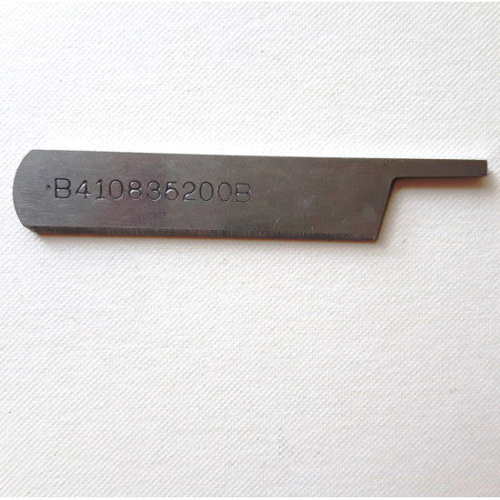 Нож горен за оверлог JUKI #B4108-352-00B