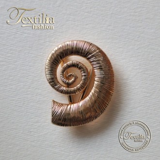 Метален аксесоар за дамски дрехи – Светло злато 4cm X 4,5cm