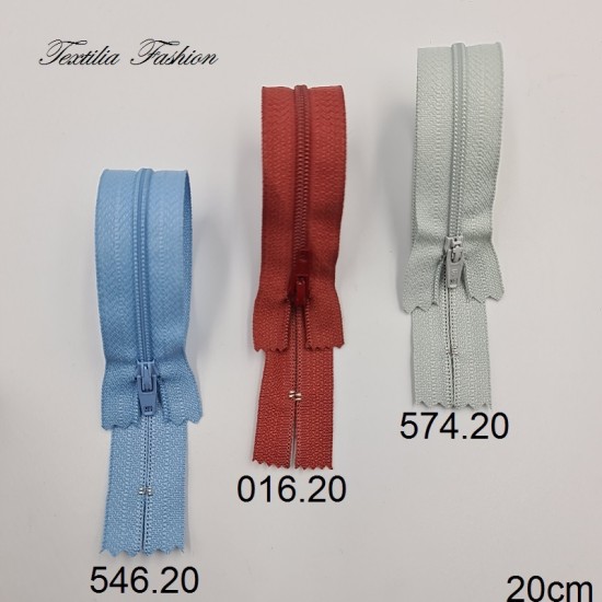 Спирален цип YKK No.3 затворен 20 cm – FRFC-36 Спирален цип YKK No.3 затворен 20 cm – FRFC-36